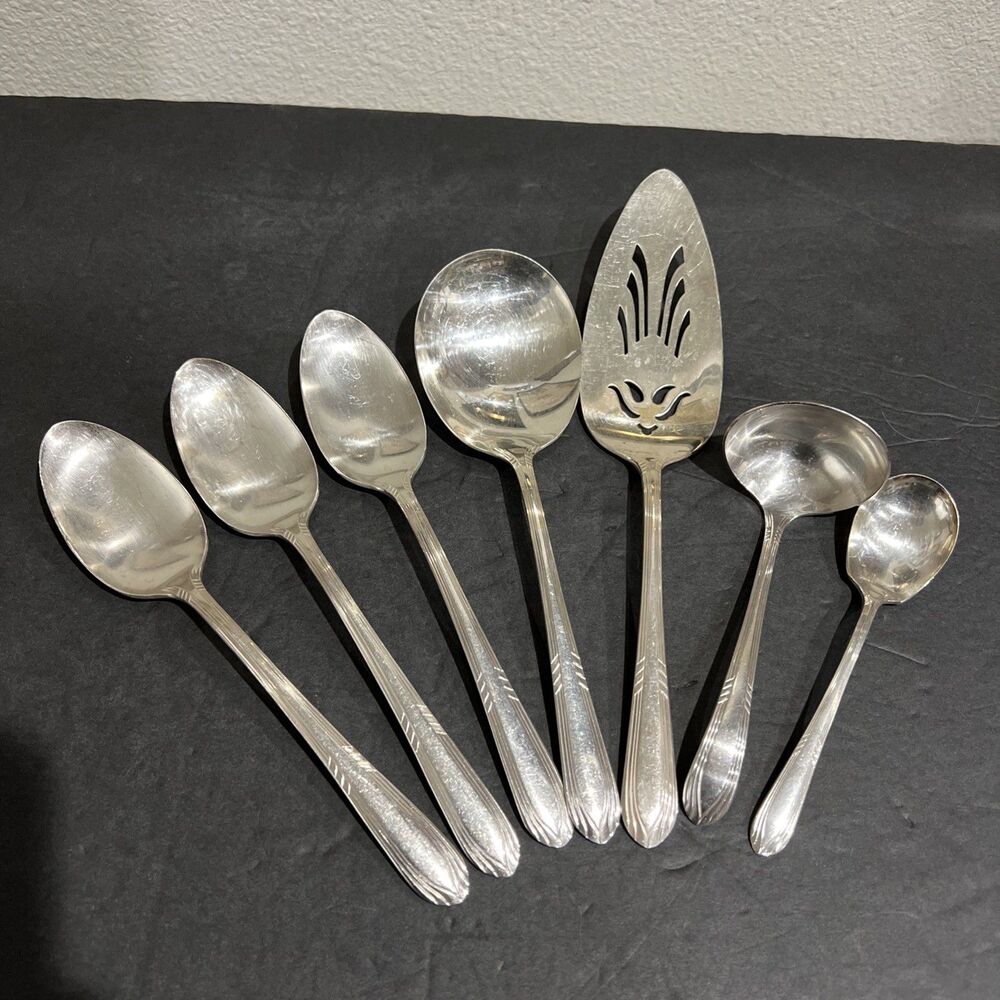 7 Serving Pieces International Rogers Silverplate 1936 FASCINATION Partial Set